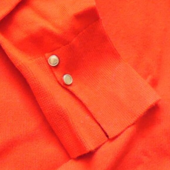 Red sweater, scoop neck, with buttons. Camaieu. XS. NEW - Picture 7 of 8